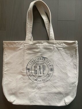 Vintage GAP Cream Canvas Tote with Faded Navy Logo